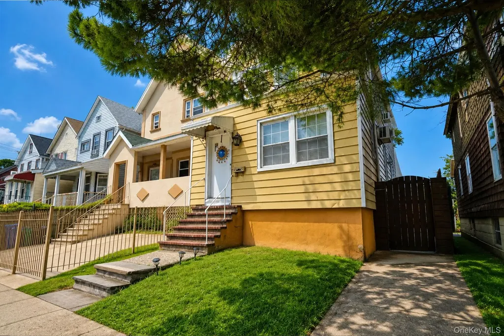 34 Simonson Place Staten Island NY 10302