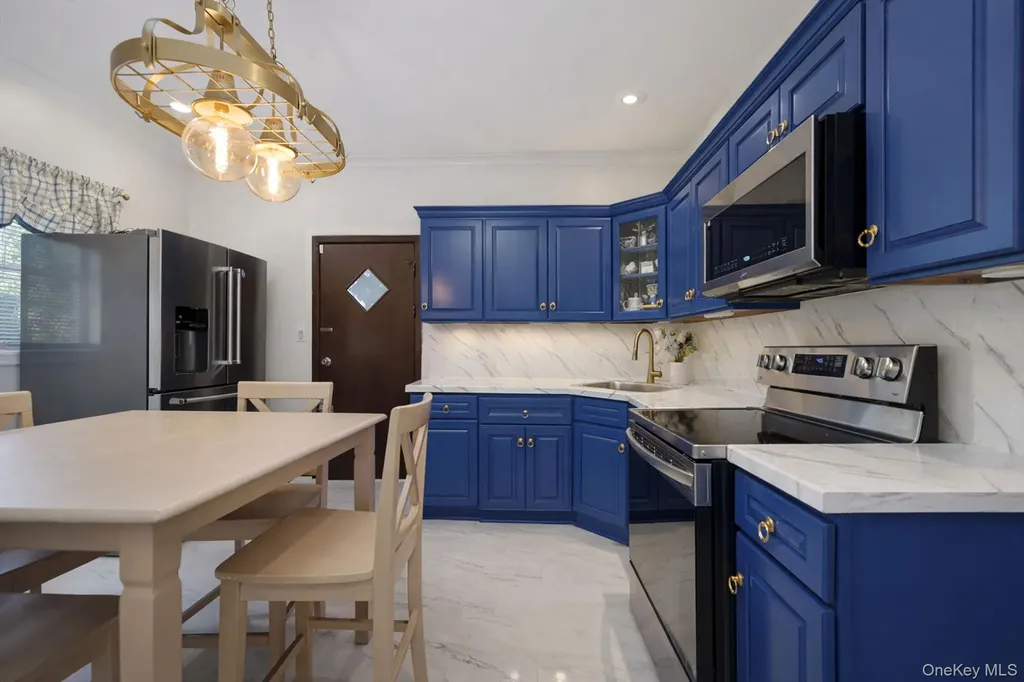 34 Simonson Place Staten Island NY 10302