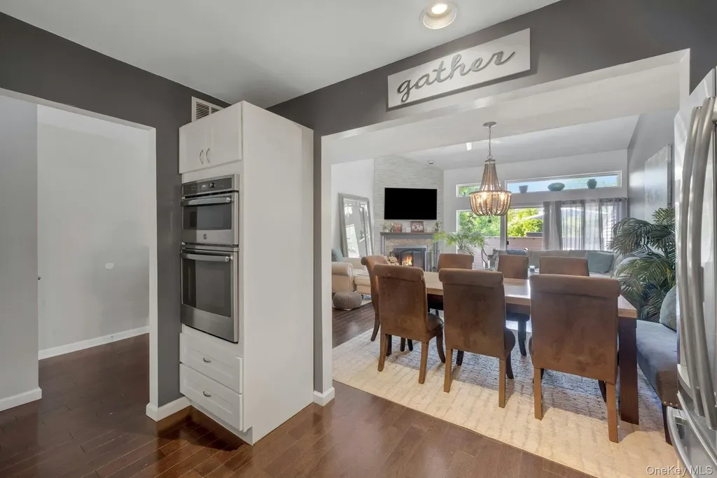 66 Waterside Close Eastchester NY 10709
