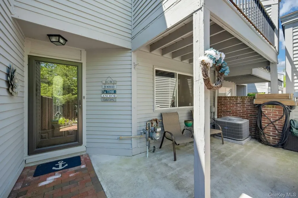 66 Waterside Close Eastchester NY 10709