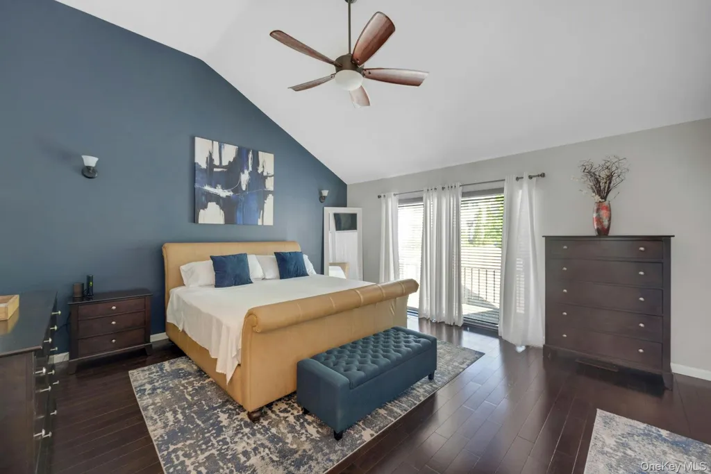 66 Waterside Close Eastchester NY 10709