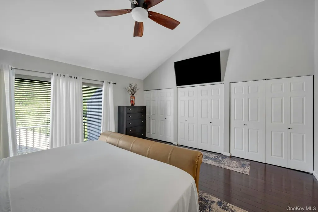 66 Waterside Close Eastchester NY 10709