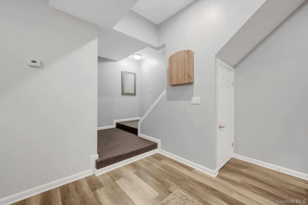 66 Waterside Close Eastchester NY 10709