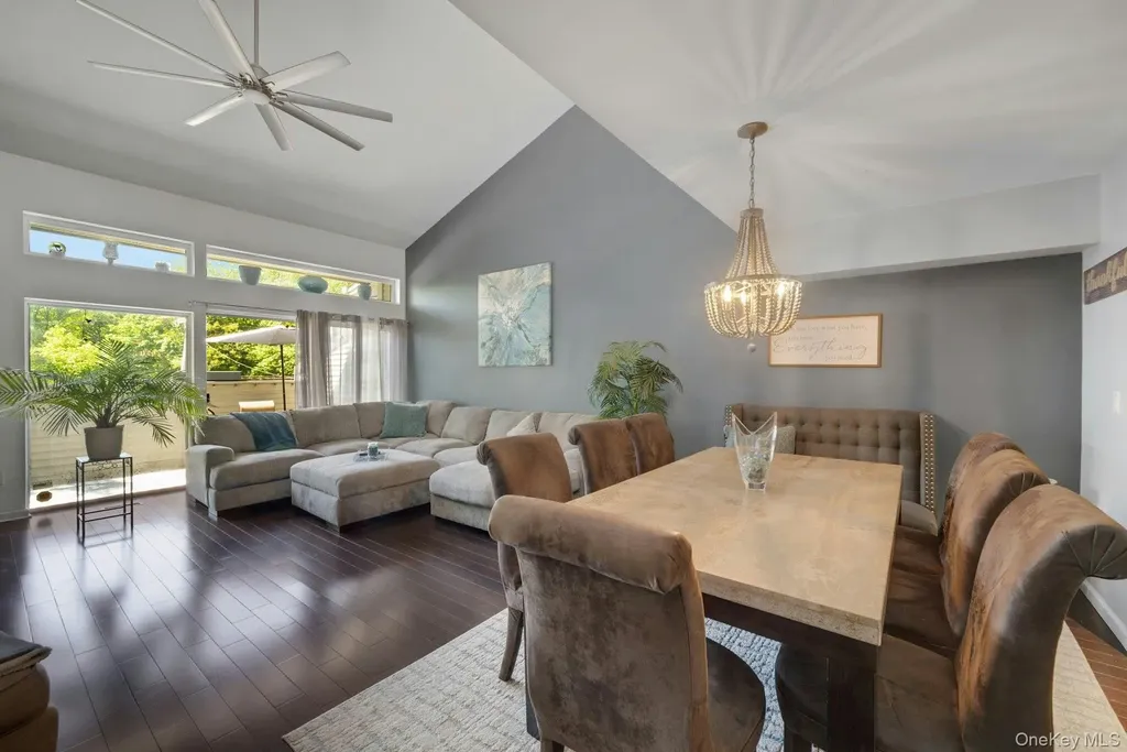 66 Waterside Close Eastchester NY 10709