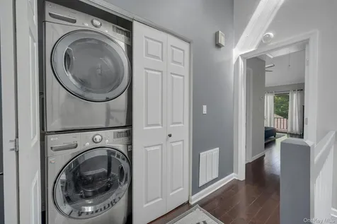 66 Waterside Close Eastchester NY 10709