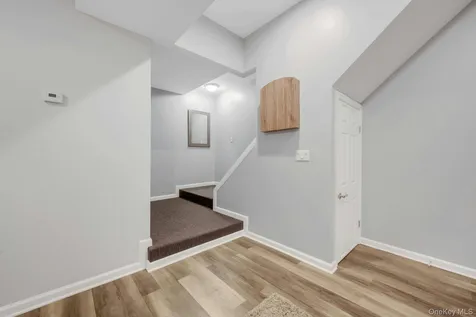 66 Waterside Close Eastchester NY 10709