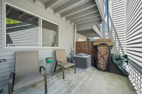 66 Waterside Close Eastchester NY 10709