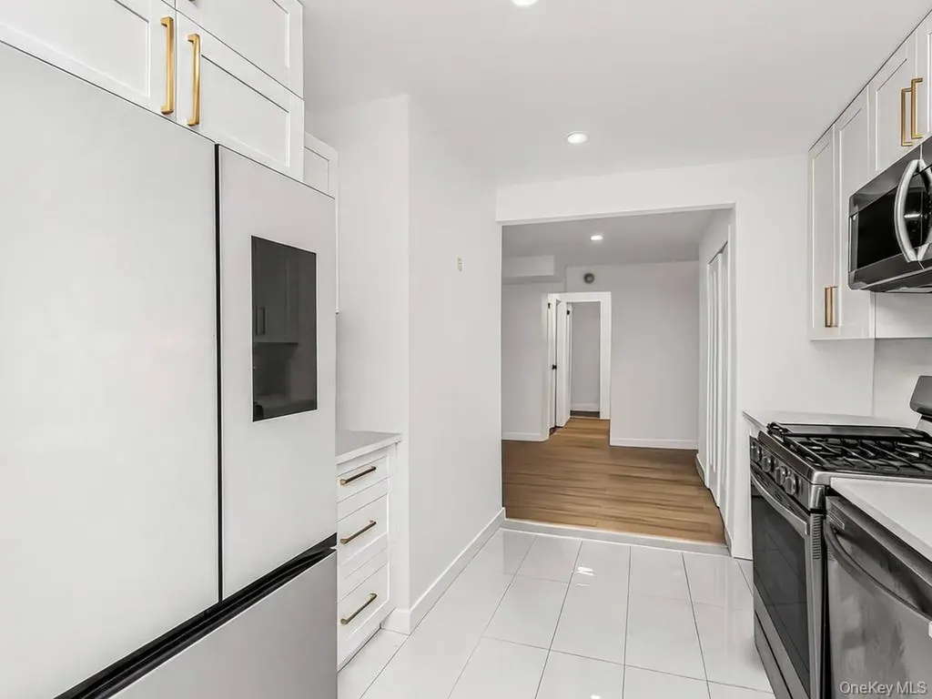 2750 Johnson Avenue Bronx NY 10463