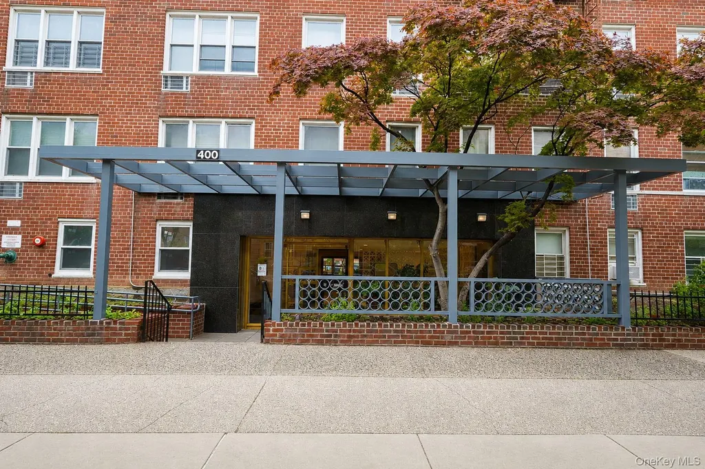 400 E 17th Street Brooklyn NY 11226
