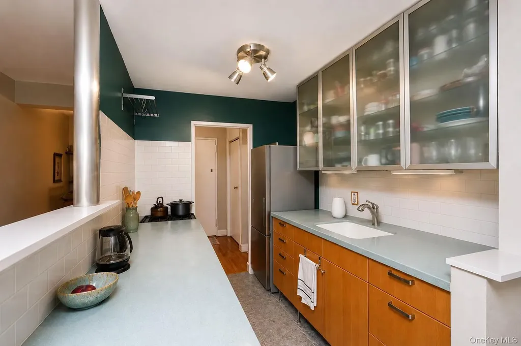 400 E 17th Street Brooklyn NY 11226