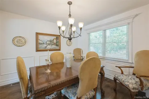 43 Viola Drive Glen Cove NY 11542