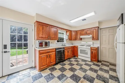 2 Berkeley Place Sea Cliff NY 11579