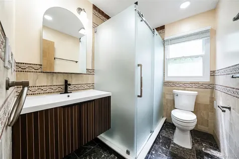 2 Berkeley Place Sea Cliff NY 11579