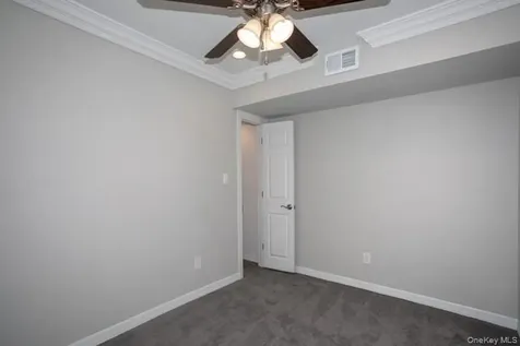 125 Westwood Drive Westbury NY 11590