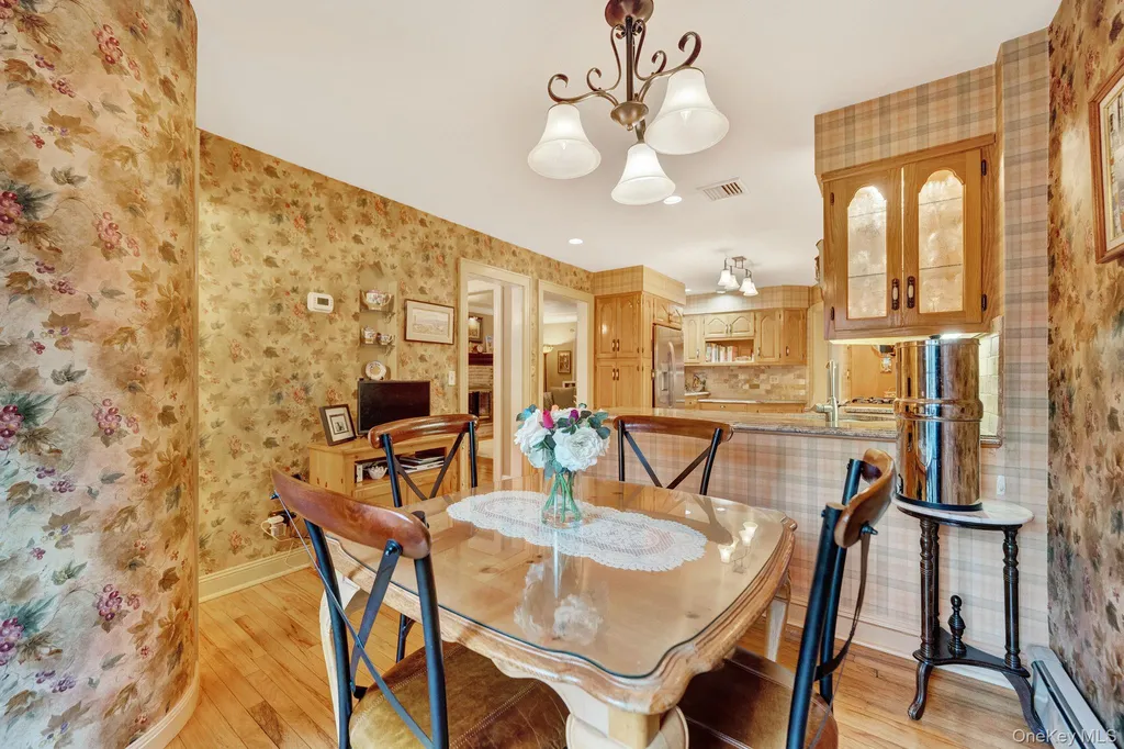 179 Scarcliffe Drive Malverne NY 11565