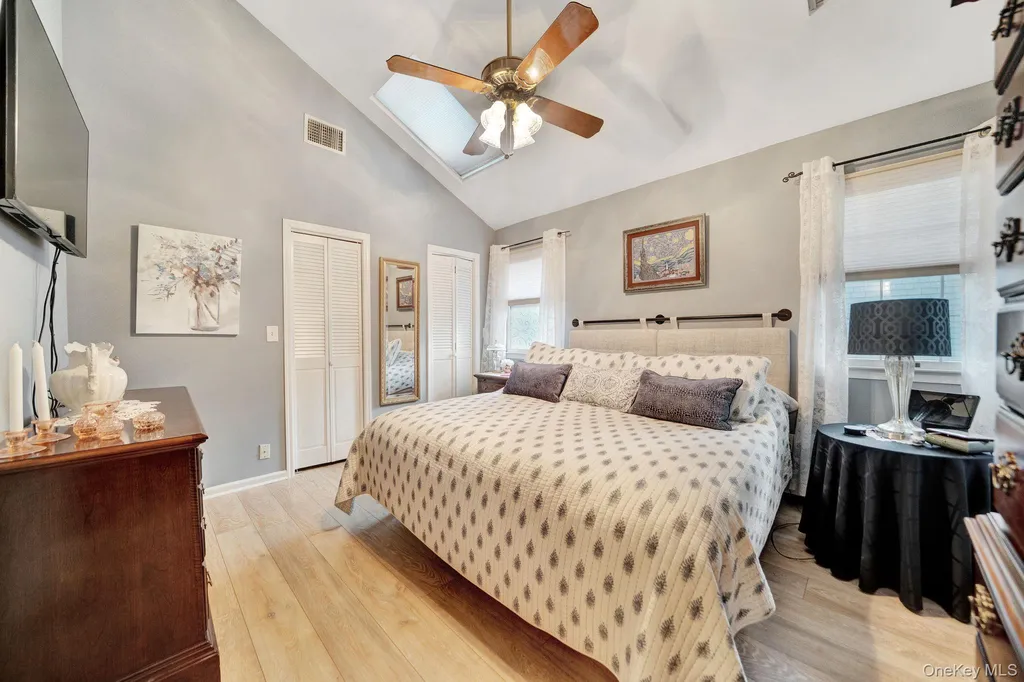 179 Scarcliffe Drive Malverne NY 11565