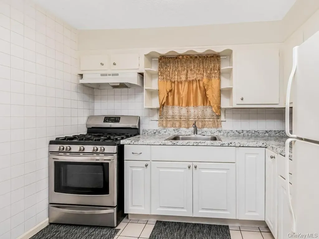 4607 Wilder Avenue Bronx NY 10466