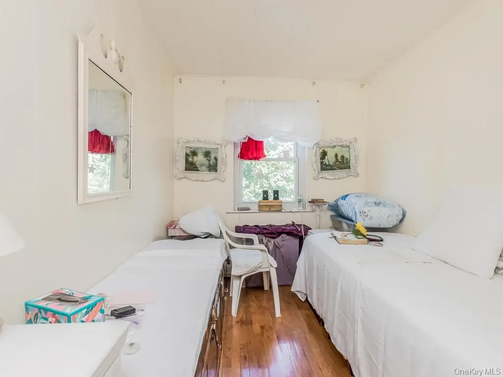 4607 Wilder Avenue Bronx NY 10466