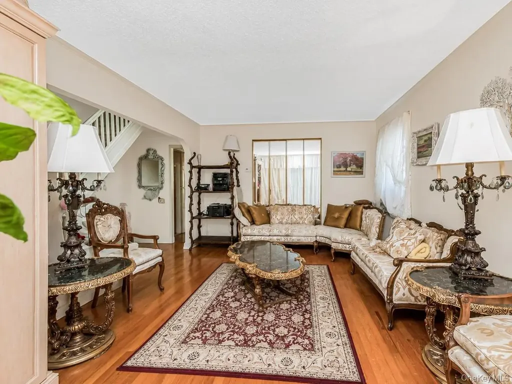 4607 Wilder Avenue Bronx NY 10466