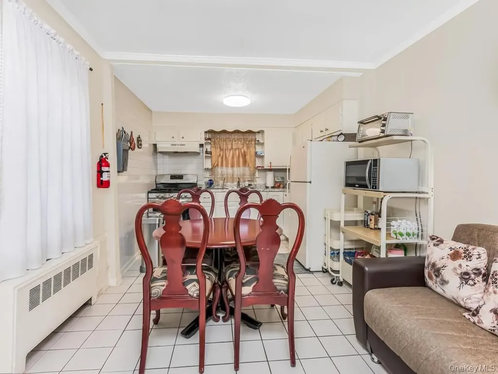 4607 Wilder Avenue Bronx NY 10466