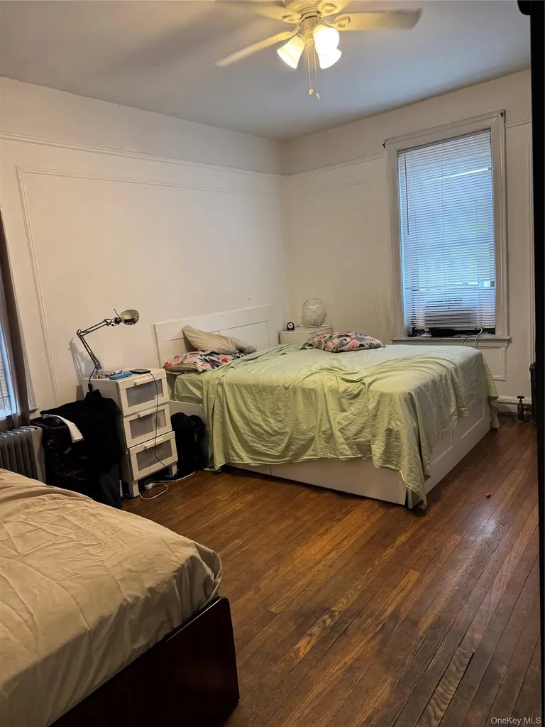 2922 Barnes Avenue Bronx NY 10467