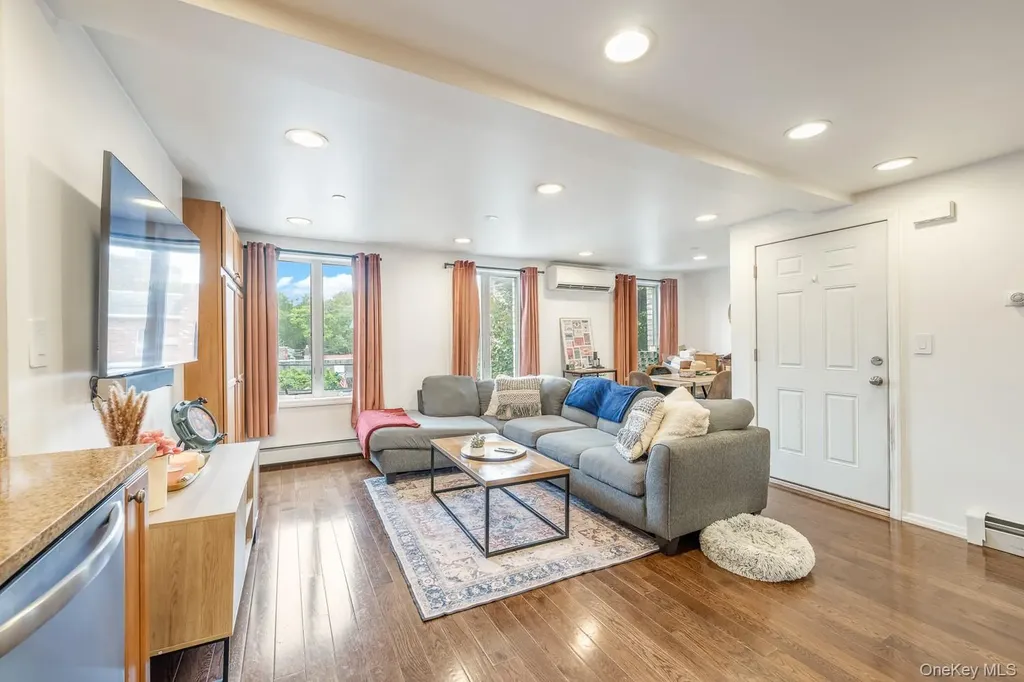 2105 33rd Avenue Astoria NY 11106