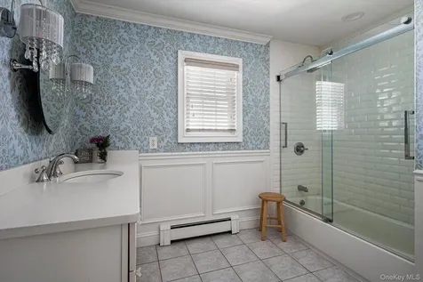 280 Bay Drive Massapequa NY 11758