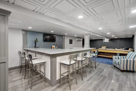 280 Bay Drive Massapequa NY 11758