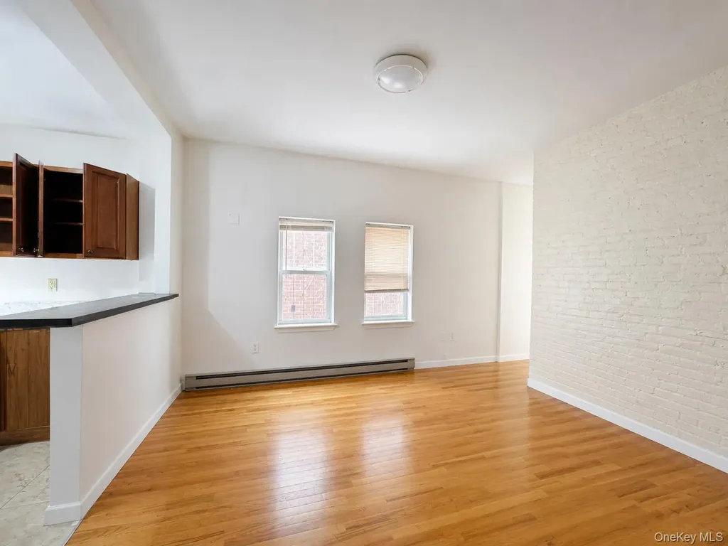 1291 Chisholm Street Bronx NY 10459