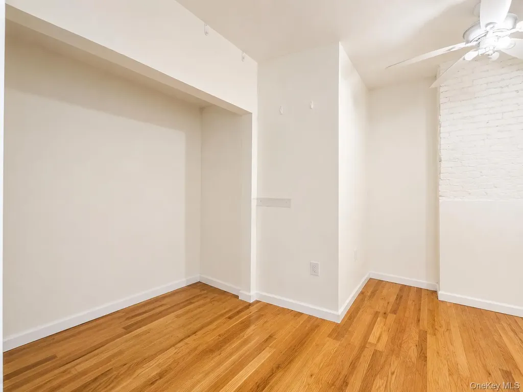 1291 Chisholm Street Bronx NY 10459
