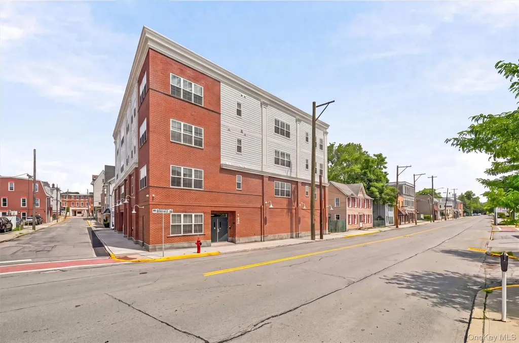 122 Greenwich Avenue Goshen NY 10924