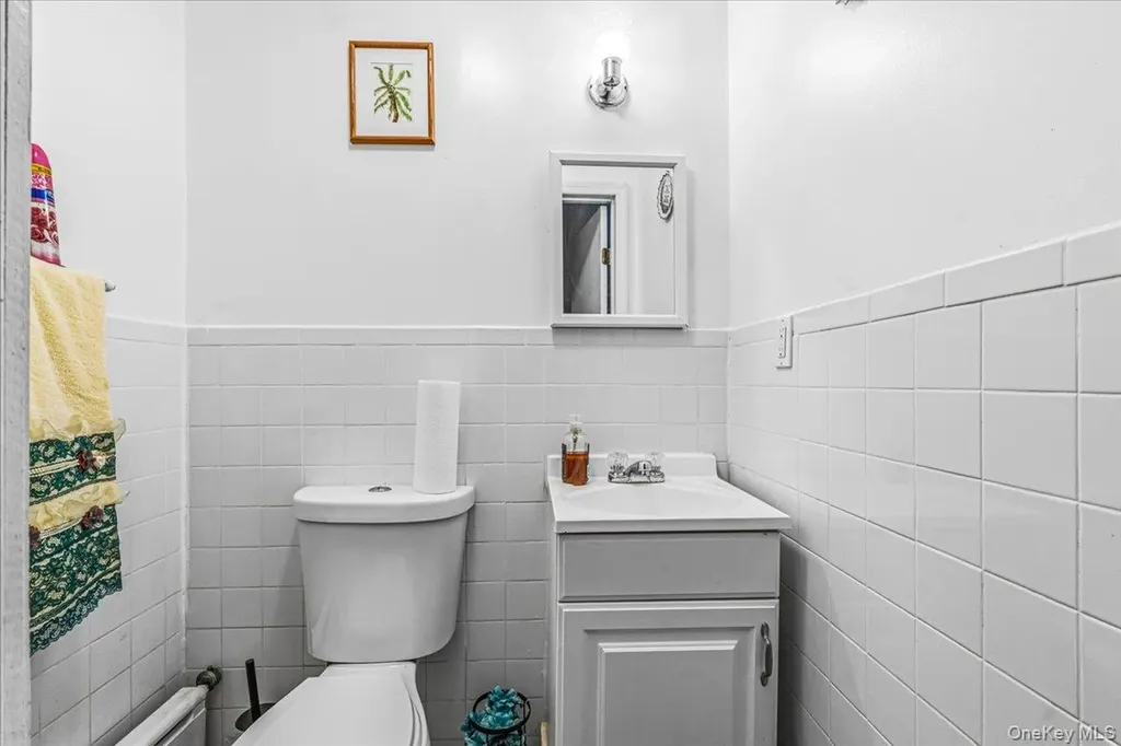 212-16 93rd Avenue Queens Village NY 11428