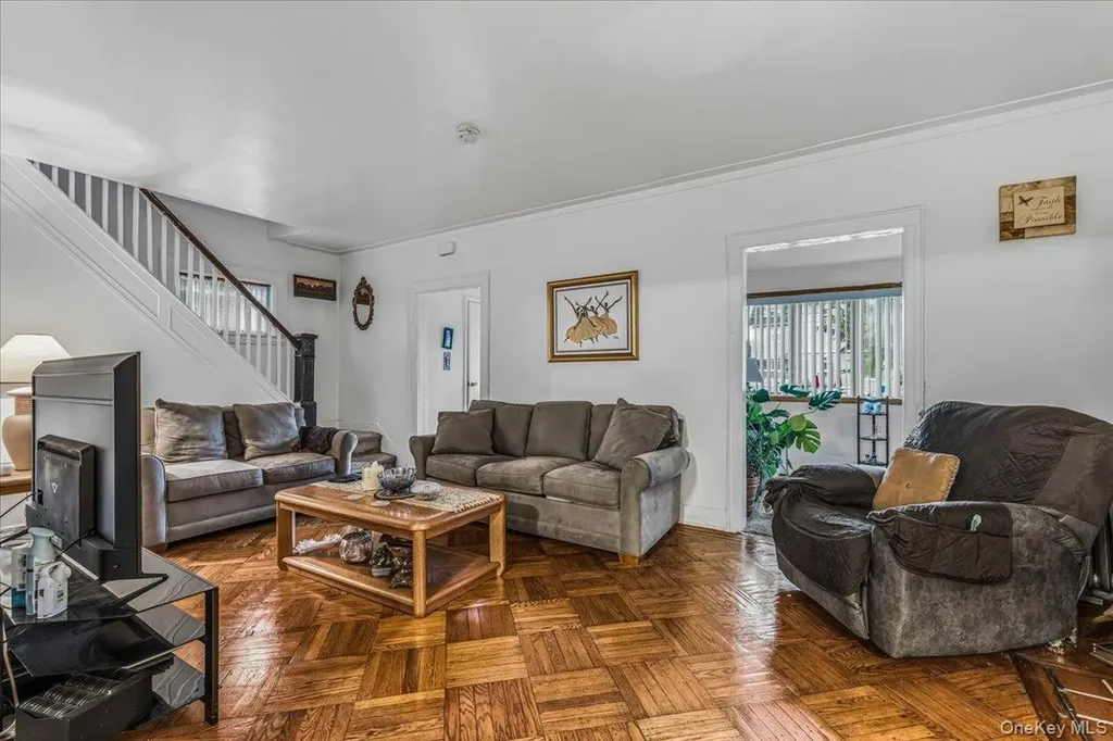212-16 93rd Avenue Queens Village NY 11428