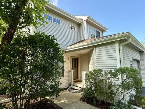 68 Rosemary Way Rhinebeck NY 12572