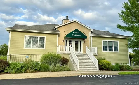 68 Rosemary Way Rhinebeck NY 12572