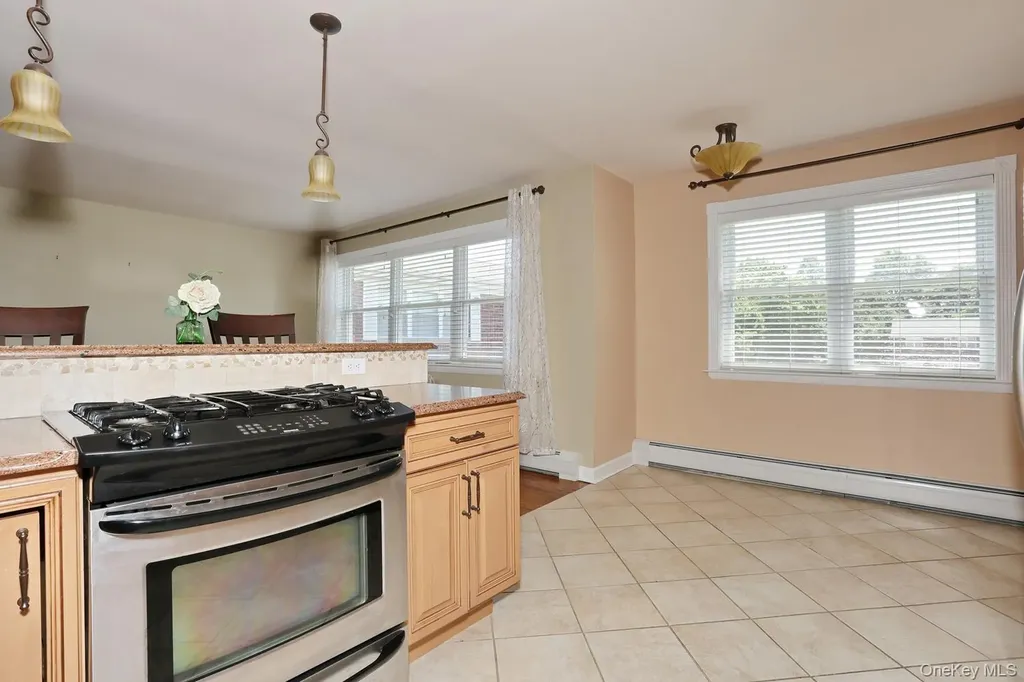 231 N Middletown Road Pearl River NY 10965