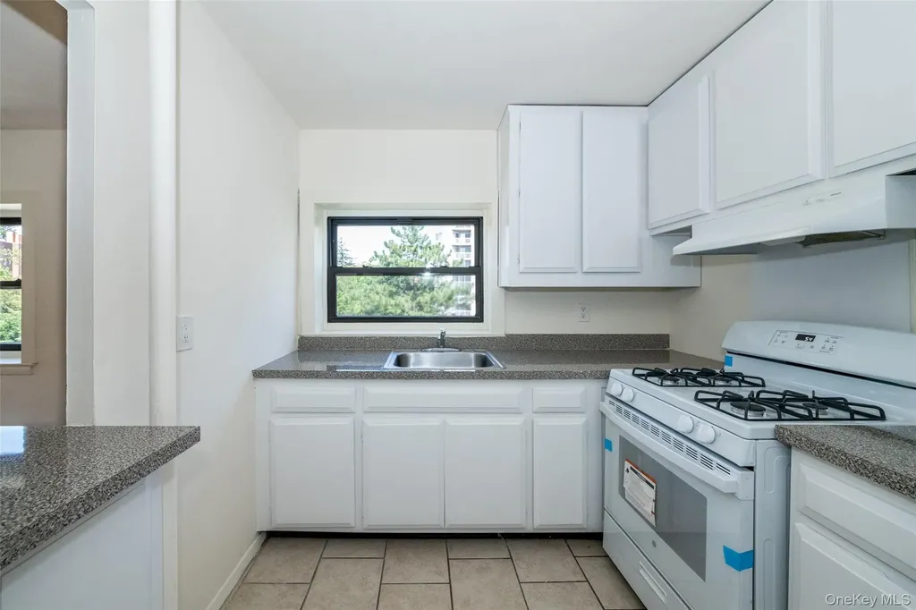 15 Lake Street White Plains NY 10603