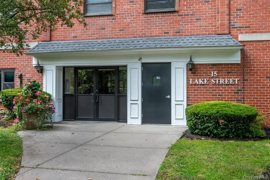15 Lake Street White Plains NY 10603