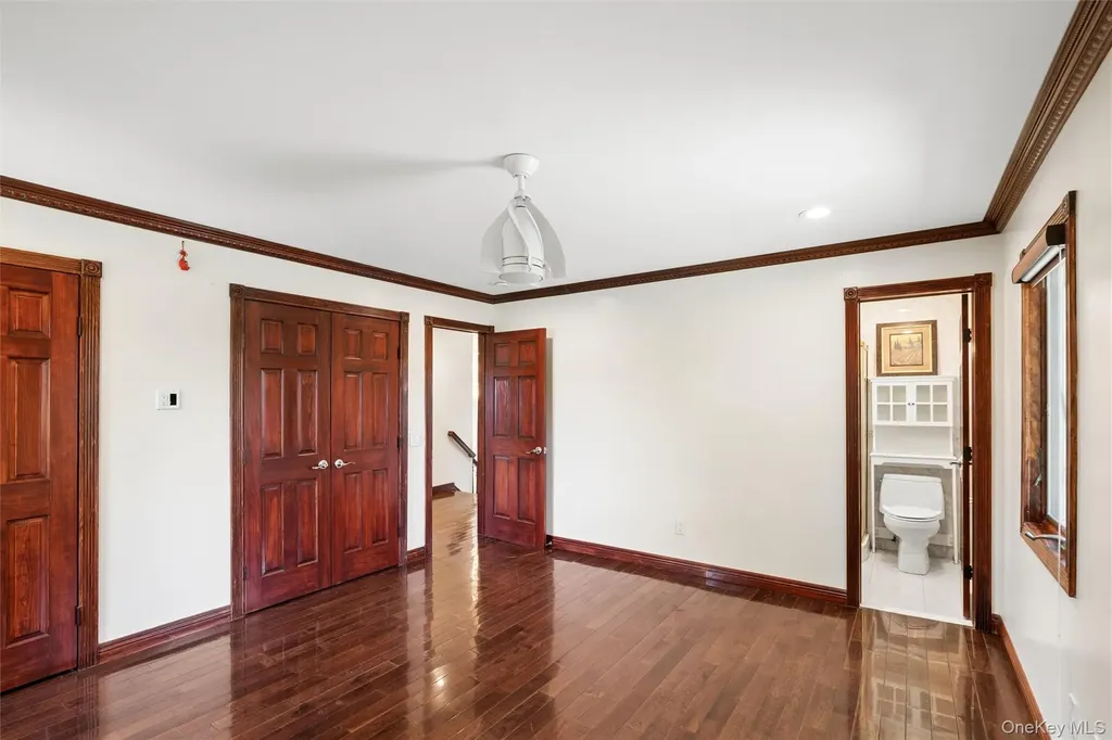 300 Ellen Place Jericho NY 11753