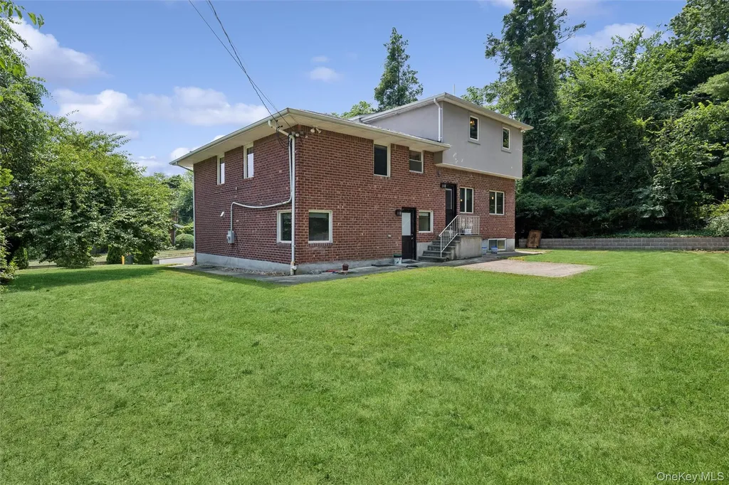 300 Ellen Place Jericho NY 11753