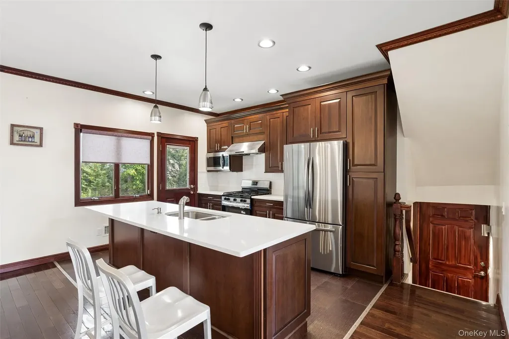 300 Ellen Place Jericho NY 11753