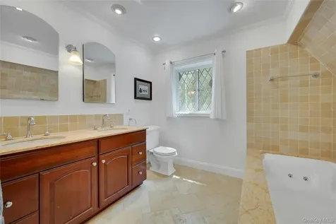 36 Ridge Road New Rochelle NY 10804