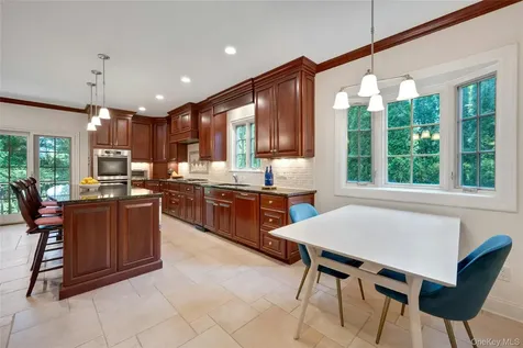 36 Ridge Road New Rochelle NY 10804