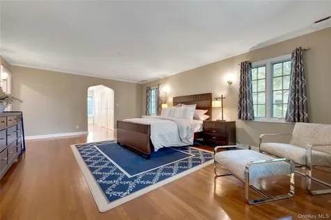 36 Ridge Road New Rochelle NY 10804