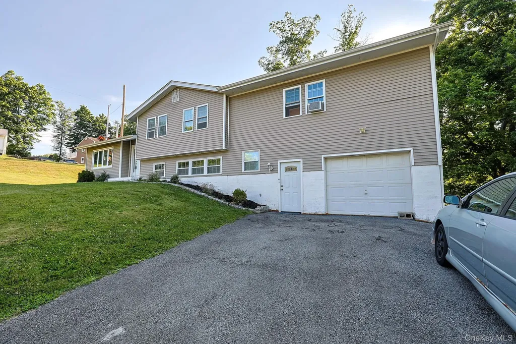 1 Forest Lane Salisbury Mills NY 12577