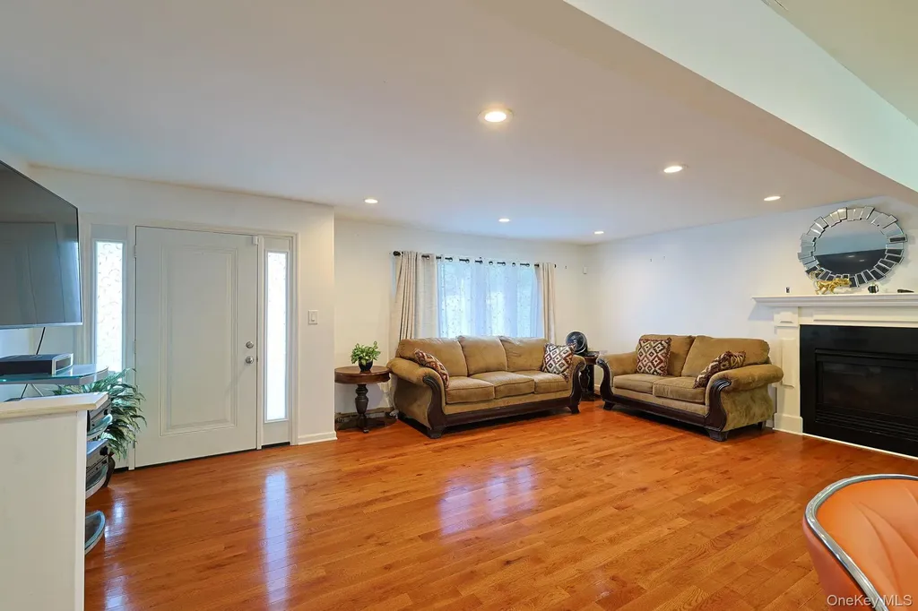1 Forest Lane Salisbury Mills NY 12577