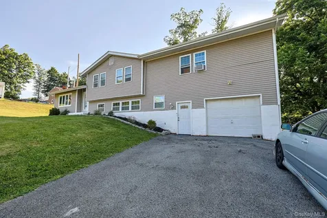 1 Forest Lane Salisbury Mills NY 12577
