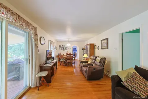 408 Field Road Red Hook NY 12571