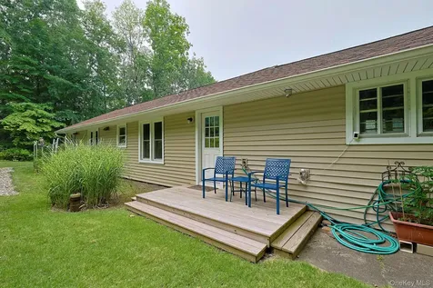 408 Field Road Red Hook NY 12571
