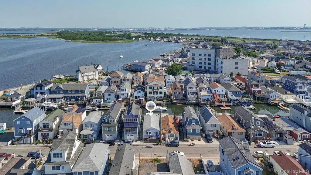 39 W 11th Road Far Rockaway NY 11693
